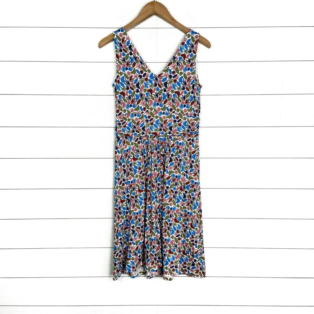 Floral V-Neck Sleeveless Midi Dress in Multicolor - Picture 5 of 5